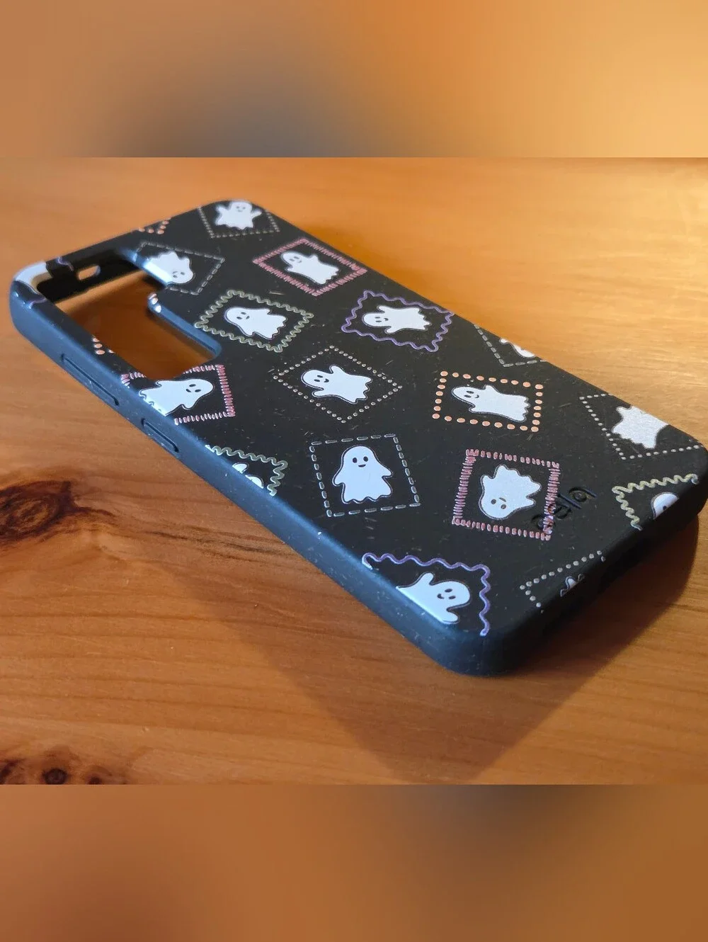Pela Case Black Ghost Stamps Samsung Galaxy S25 Case